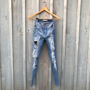 KanCan Mid-Rise Jean